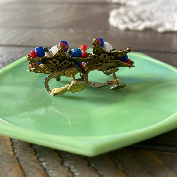 VERY OLD SCREW BACK MIRIAM HASKELL EARRINGS - Picture 2 of 5
